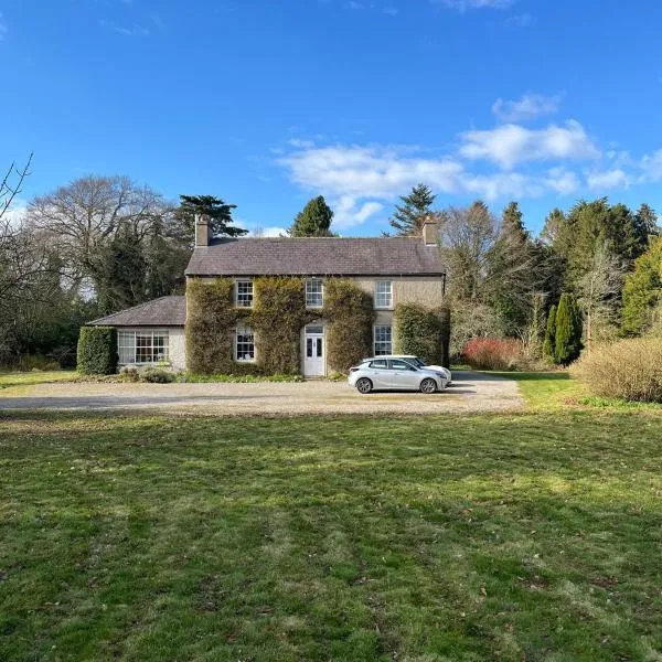 Charming 1 bed Georgian Apartment in Kildare, hotel in Timahoe