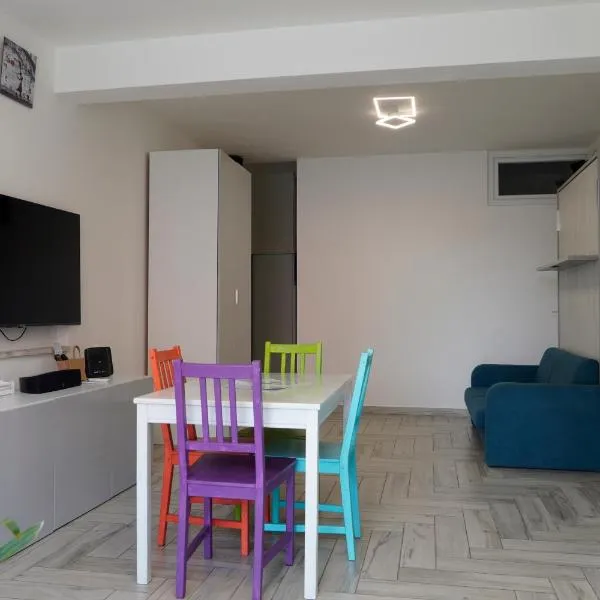 Holiday House, hotel in Ancona