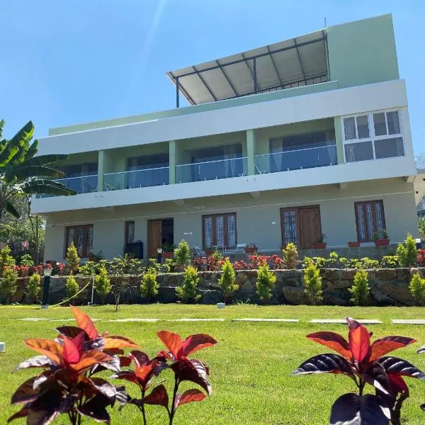 The Valley Rose Farmstay, hotel v destinaci Yercaud