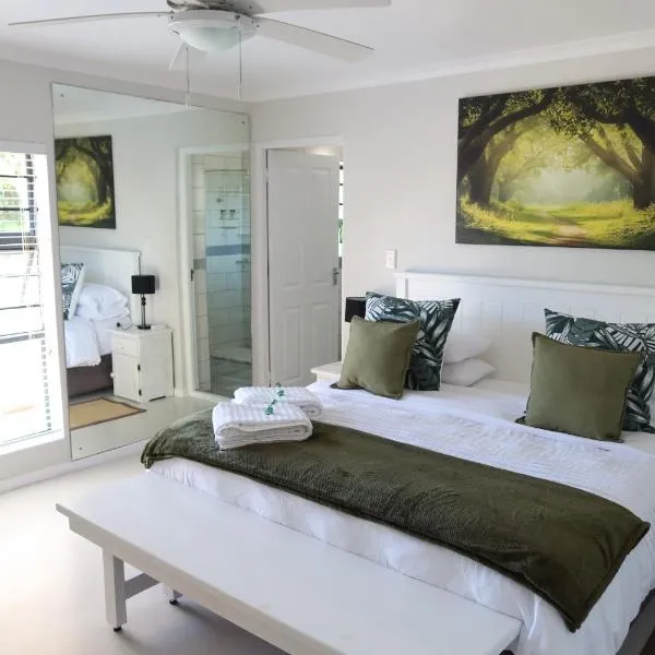 Weaver Lane Country Escape - The Bandit Porcupine, hotel in Gqeberha