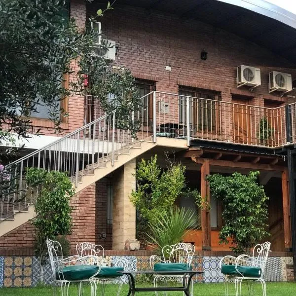 弗朗西亞酒店，聖拉斐爾的飯店