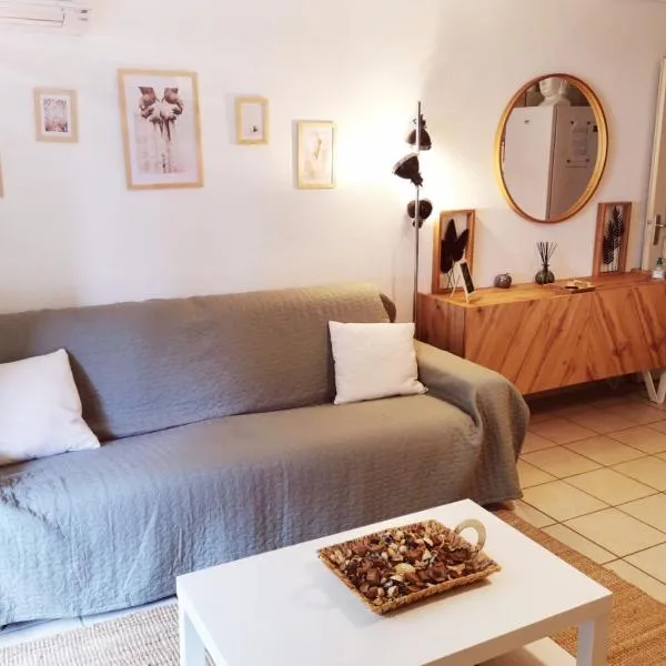 Cocon de douceur à 10 min de la plage, hotel v destinaci Alénya