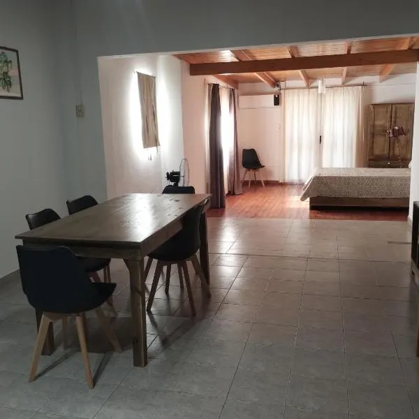 Monoambiente Urutaú, hotel in Eldorado