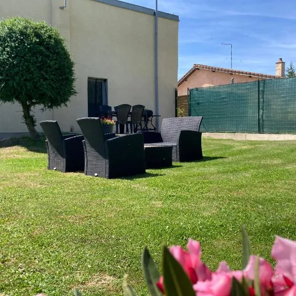 Agréable maisonnette, ξενοδοχείο σε Moranville