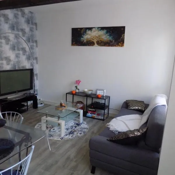 Charmante maison, hotel v destinaci Bohain-en-Vermandois
