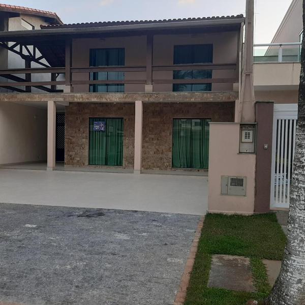 Linda e Aconchegante Casa com Piscina e Praia Litoral Sul de São Paulo - Condomínio com Controle de Acesso
