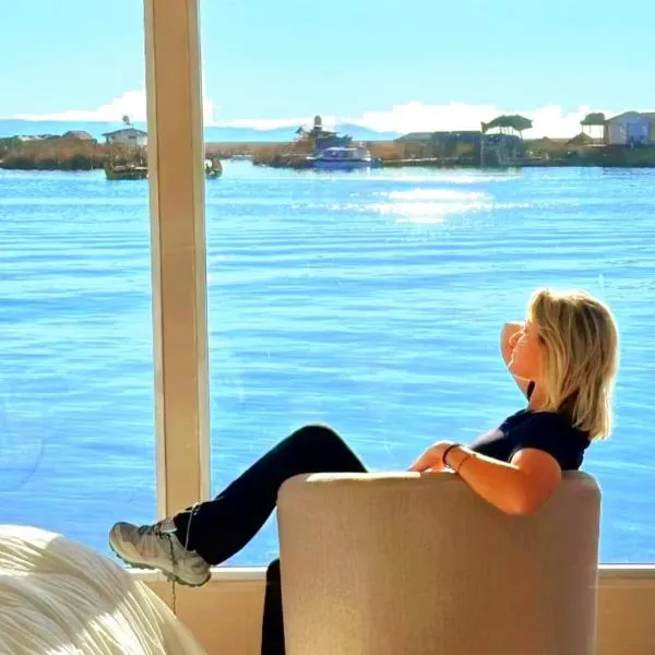 Titicaca Floating Lodge, hotel in Puno