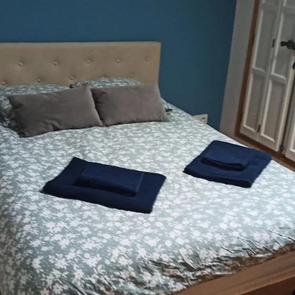 Studio GIVRY, hotel in Givry