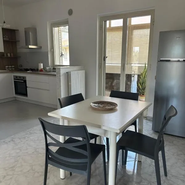 Belfrontizio City, hotel in Acireale