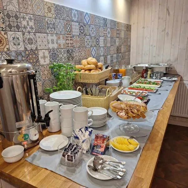 Villa AgaTomDom Gdańsk, Taras-Grill-Kuchnia, 1800m Stare Miasto Gdańsk, hotel v Gdaňsku