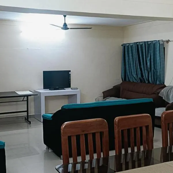 Dream Homestay 3BHK, hotel v destinaci Maisúr