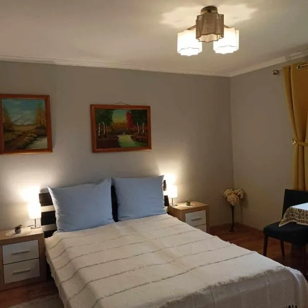 Mroczkówka, hotel v destinaci Dębowiec