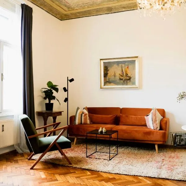 Stilvolles Apartment in zentraler Lage mit Parkplatz, hotel ve uŠtýrském Hradci