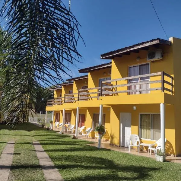 Bungalows IVARAB, hotel v destinaci Colón