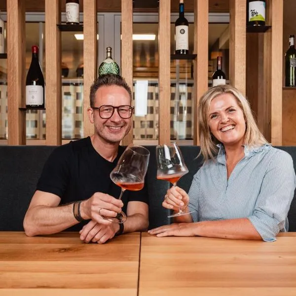 MONS suites wine passion, hotel v destinaci Tannheim