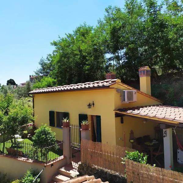 Wonderful Rustic Cottage with Garden-Only Adults, hotel in Pistoia