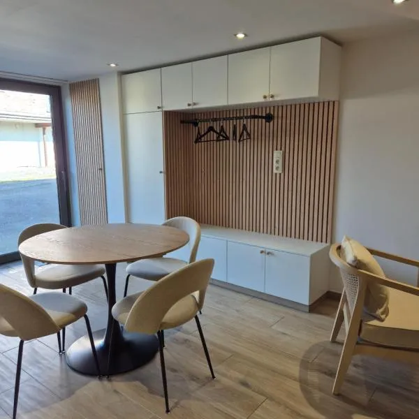 Le Cosy Bu, hotel v destinaci Rochefort