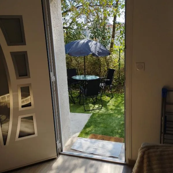 Studio Cosy et Calme, hotel in Boé