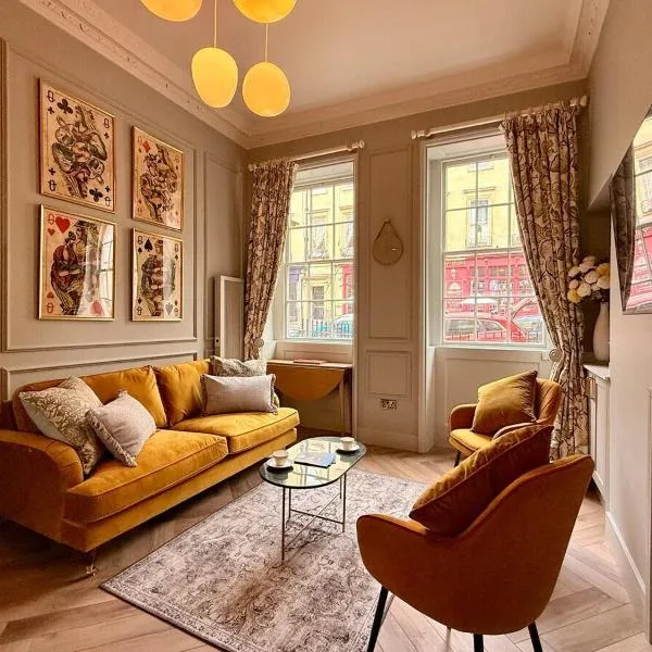 The Georgian Ace, central two bed two bath,Bath Keys, hotel v destinaci Bath