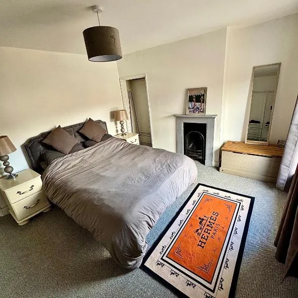 Stylish & modern 2 bedroom City Centre Norwich Home, hotel v destinaci Norwich