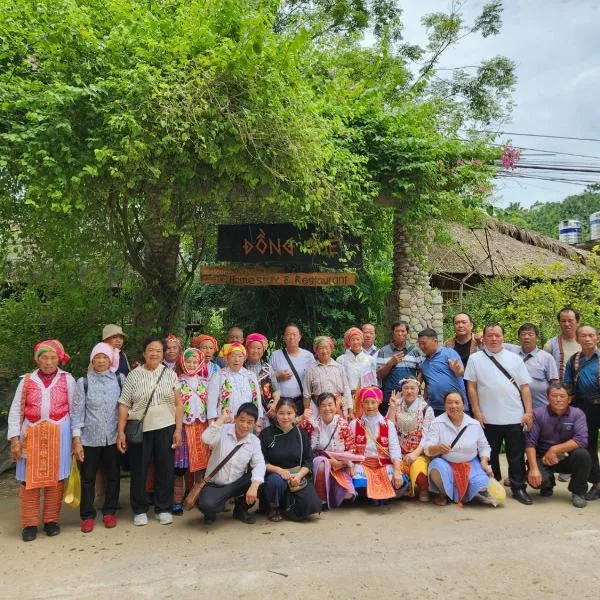 Dong Que Homestay-Tours-Motorbike, Car rental, Hiking, hotel v destinaci Ha Giang