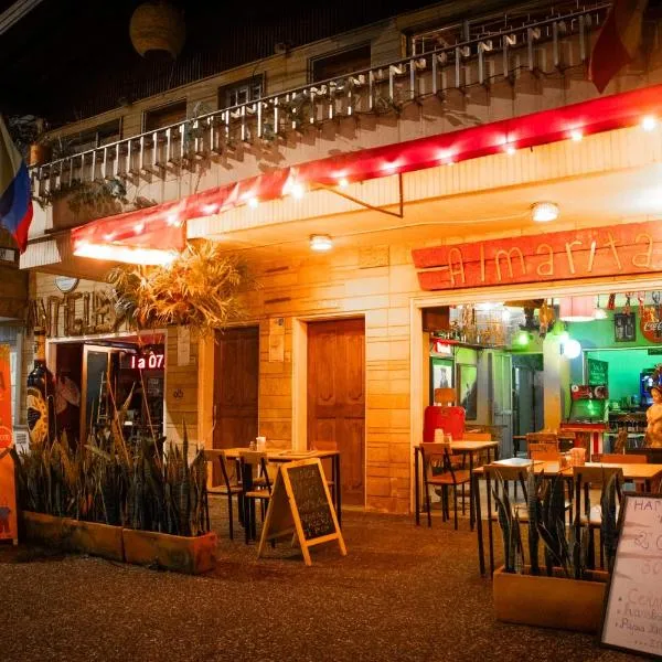 Casa Almarita - Hostal, Bar y Restaurante, מלון במדיין