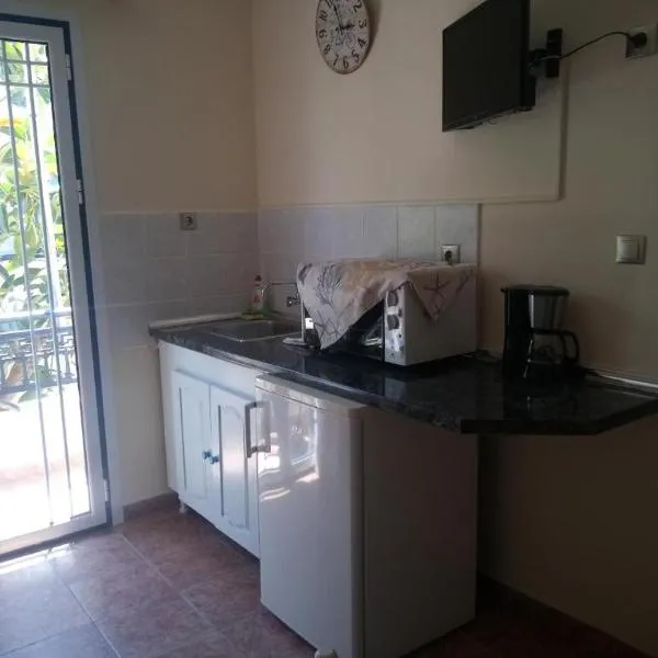 Studios Eftichia, hotel v destinaci Fourni Ikarias