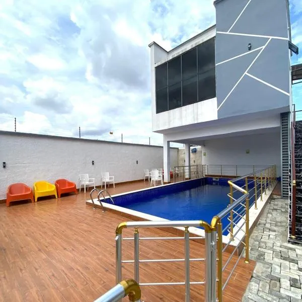 City View Apartment With Pool Gym Lekki Lagos, hotel v destinaci Lagos
