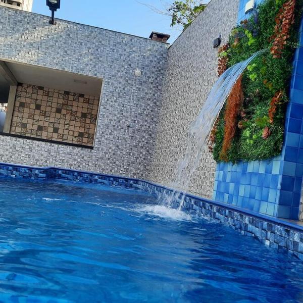 Casa aconchegante com piscina a 50 metros da praia - Foto 4