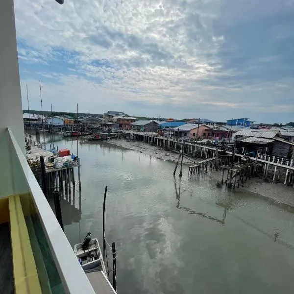 幸福轩&幸福一家民宿 Happiness Family Homestay, hotel v destinaci Bagan Pulau Ketam