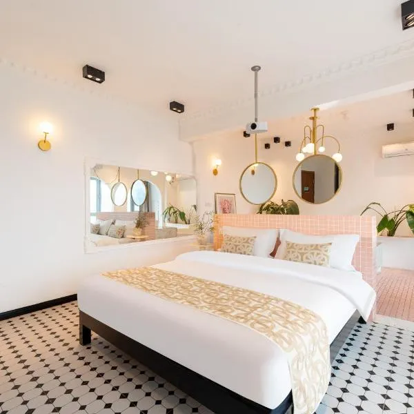 Lsles Designer River View B&B, hotel in Chongqing