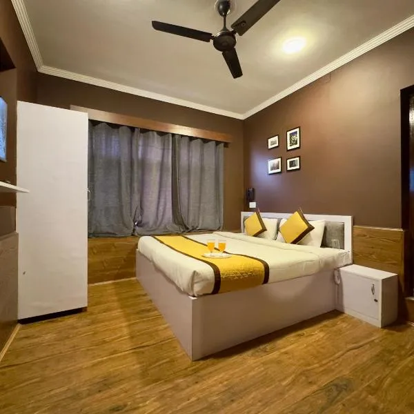 Hotel Jafson Accommodates, hotel v destinaci Šrínagar
