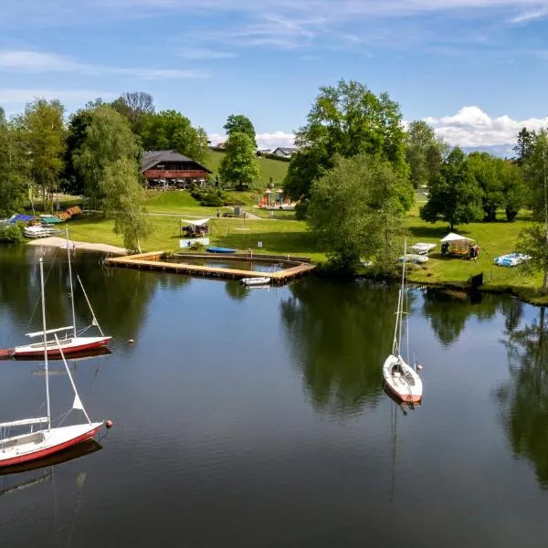 Feriendorf am Maltschacher See, hotelli kohteessa Feldkirchen in Kärnten
