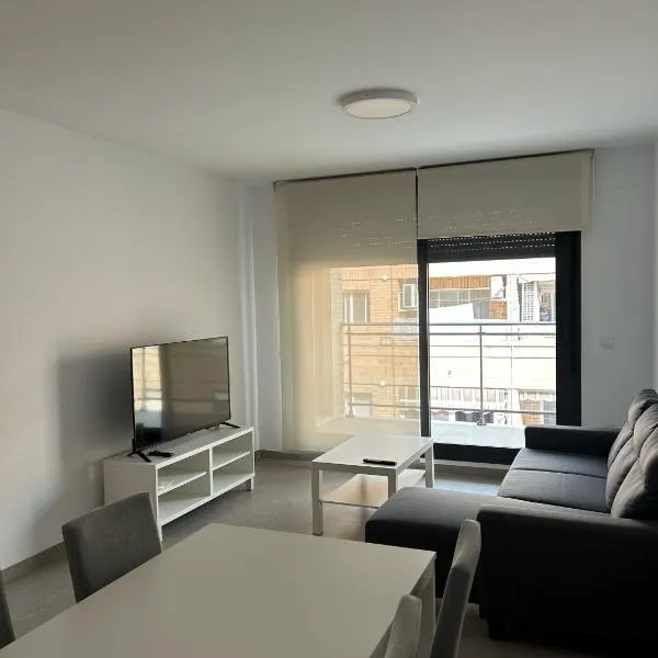 Apartamentos CorteInglés Castellón by Tucasanlaplaya, hotel en Castellón de la Plana