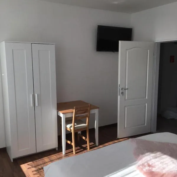Hotel Kronenhof & Gaststätte Zum Fehling, hotel a Jülich
