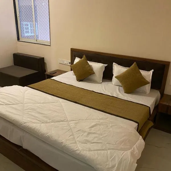 Hotel Banshi Wala - Best Hotel in Khatu Shyam ji Near Khatu shyam ji Tample, hotel in Khātu
