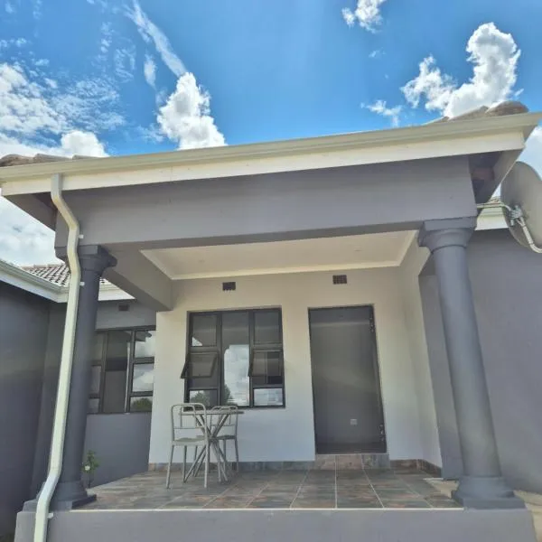 Nest On Main, hotel in Kokstad