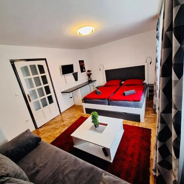 Iskolakert Apartman, hotel a Sárospatak