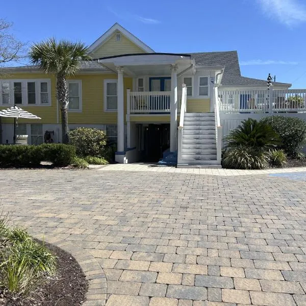 Georgianne Suite Eight, hotel in Tybee Island