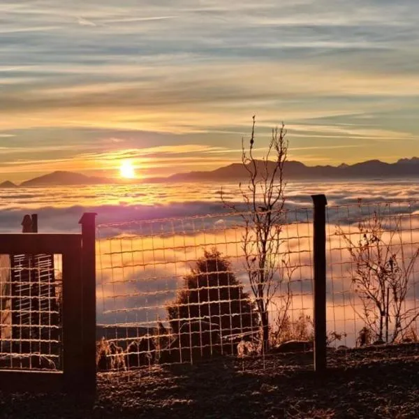 Zimmer mit Aussichthochzehn, hotel v destinaci Himmelberg