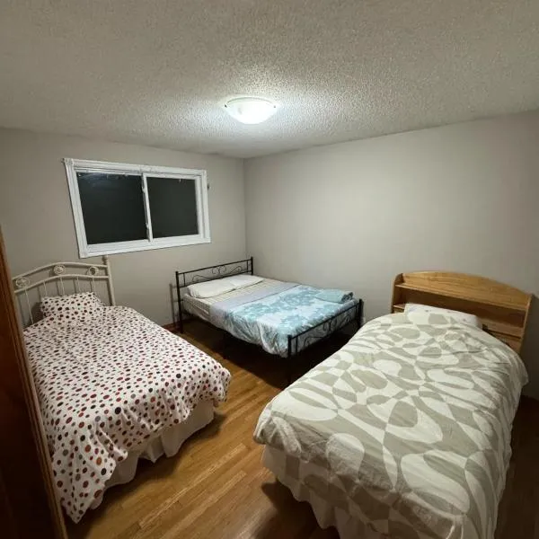Affordable Family Room for 4 People-24Hrs Checkin-Next To Downtown,Airport, hotel in Kitchener