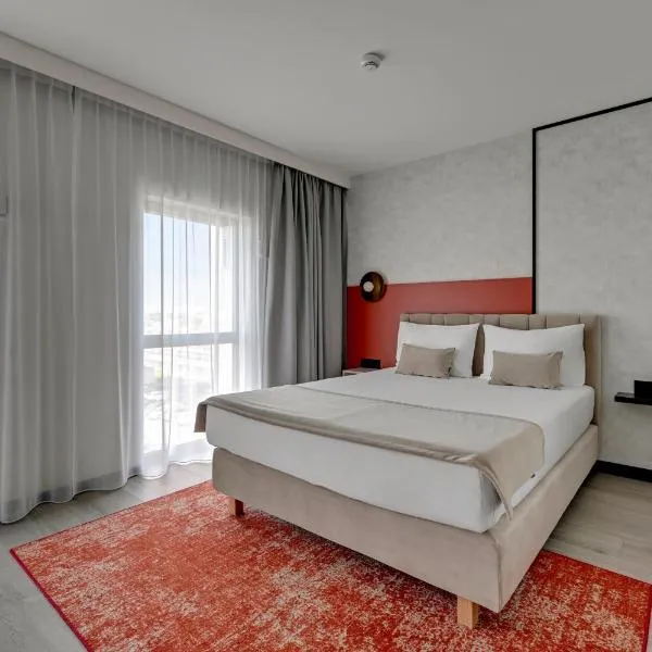 Hotel Milo Gdansk Airport, ξενοδοχείο στο Γκντανσκ
