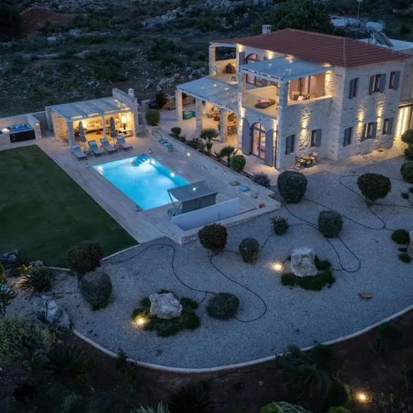 Villa AuroraLuxurius Living, hotel in Prinés