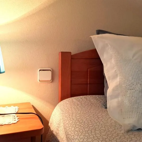 Aljezur Coast Apartment - Villa Luar, hotel in Aljezur
