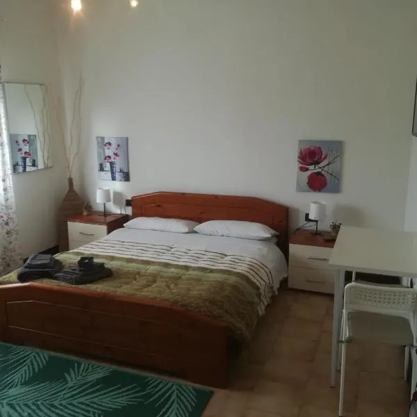 Affittacamere Stazione 24, hotel v destinácii Cervignano del Friuli