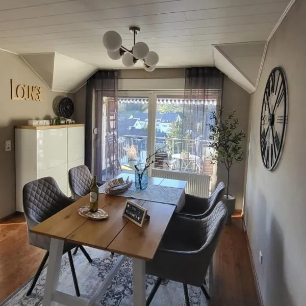 Romantische Ferienwohnung – hotel w mieście Bad Breisig