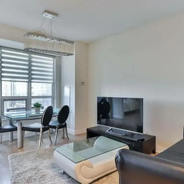condo in heart of north york、トロントのホテル