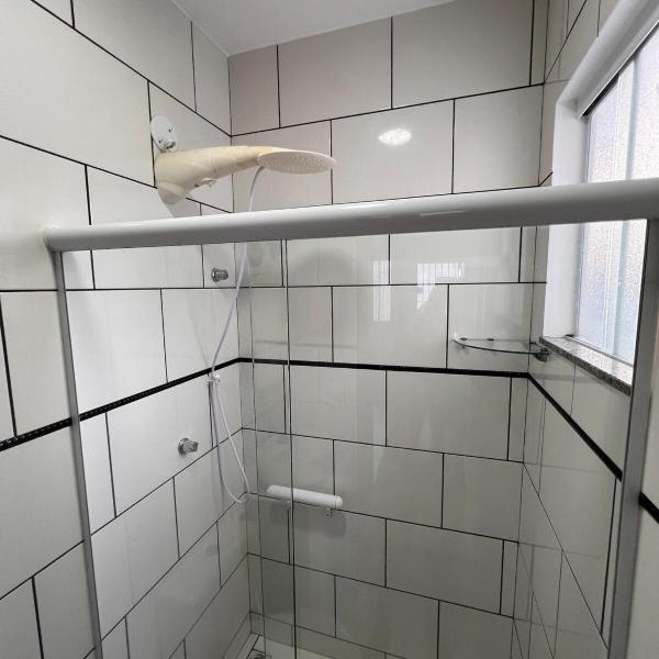 Casa a 2 min praia - Ar condicionado e conforto - Foto 3