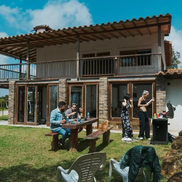 Oru Forest Retreat & Eco Lodge, just 15 minutes from the airport, ξενοδοχείο σε Ενβιγάδο