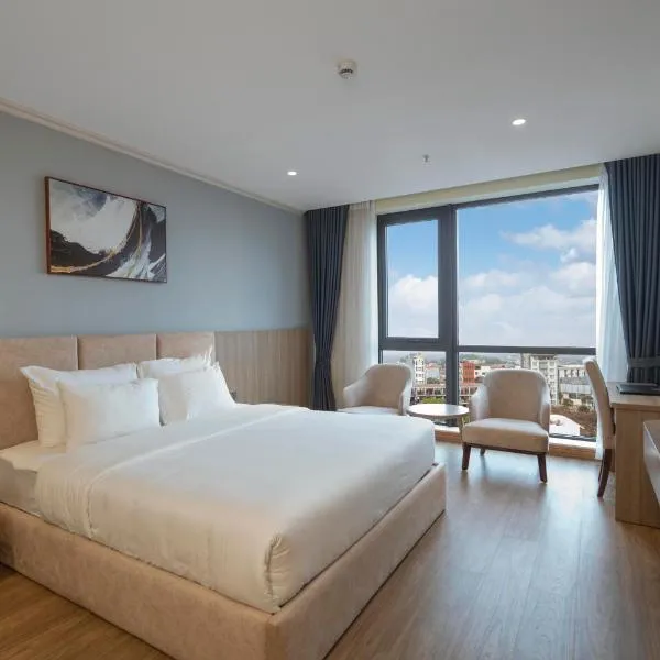 Hùng Vương Hotel - Stay 24h, Hotel in Móng Cái